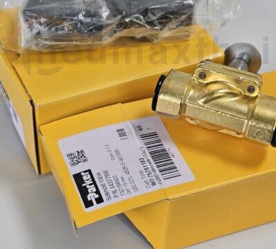 ส่ง Parker solenoid valve 7321BAN00  (NC) ไฟ 220V ให้ลูกค้า 2 ชุด