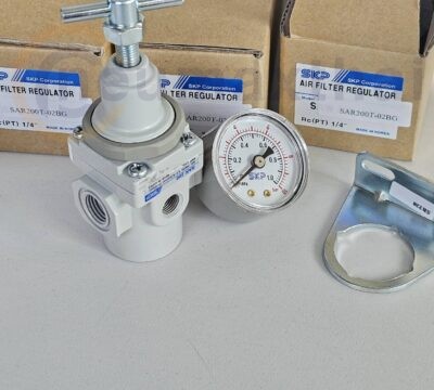 ส่งให้ลูกค้าบางชัน SAR200T-02BG T-TYPE Regulator 1/4″