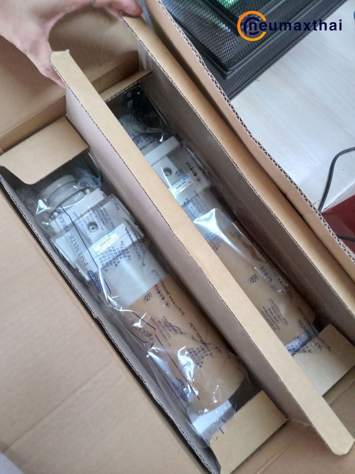 SAW600-10BDG FILTER+REGULATOR 1" , AUTO DRAIN , "SKP"