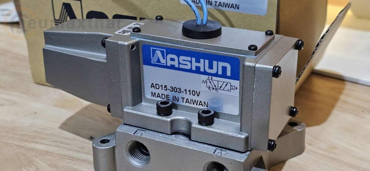 ส่ง AD15-303-AC110 ,  AD15-304-AC220  “ASHUN”
