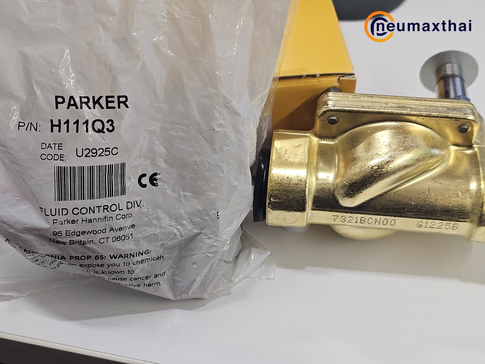 7321BCN00-H111Q3-2 2/2 SOLENOID VALVE 3/4″ ,NC ,AC220 ,”PARKER”
