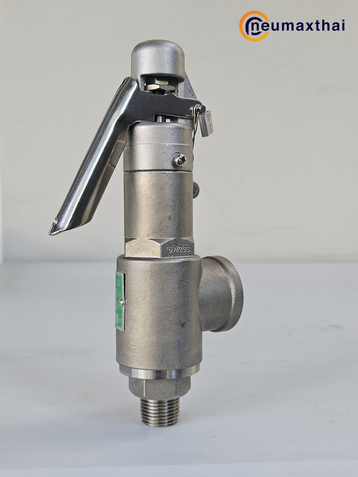 SSX104-LT-40  SS SAFETY VALVE 1/2″ ,40Kgf/cm2 มีด้าม “AERO-NCD”