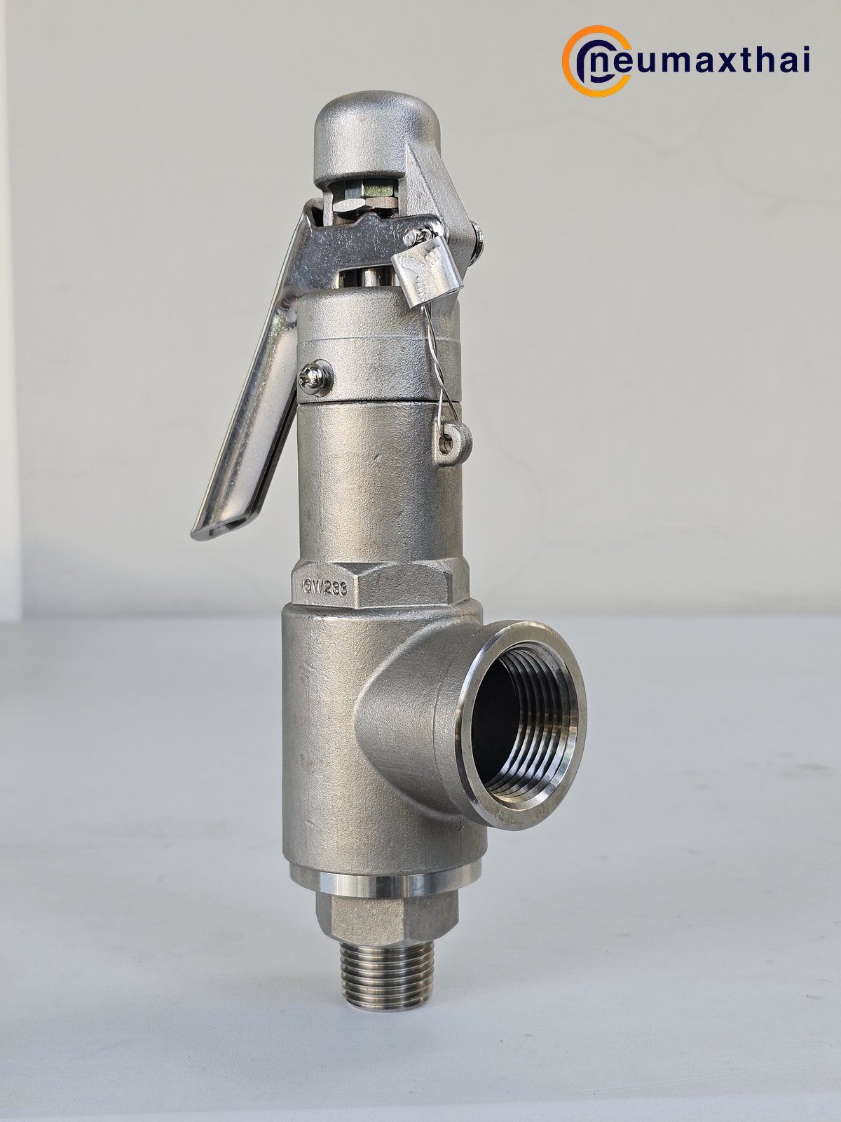 SSX104-LT-40  SS SAFETY VALVE 1/2″ ,40Kgf/cm2 มีด้าม “AERO-NCD”