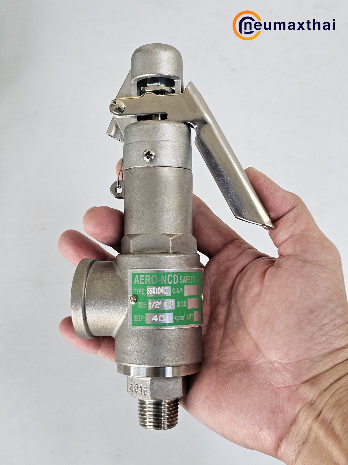 SSX104-LT-40  SS SAFETY VALVE 1/2″ ,40Kgf/cm2 มีด้าม “AERO-NCD”
