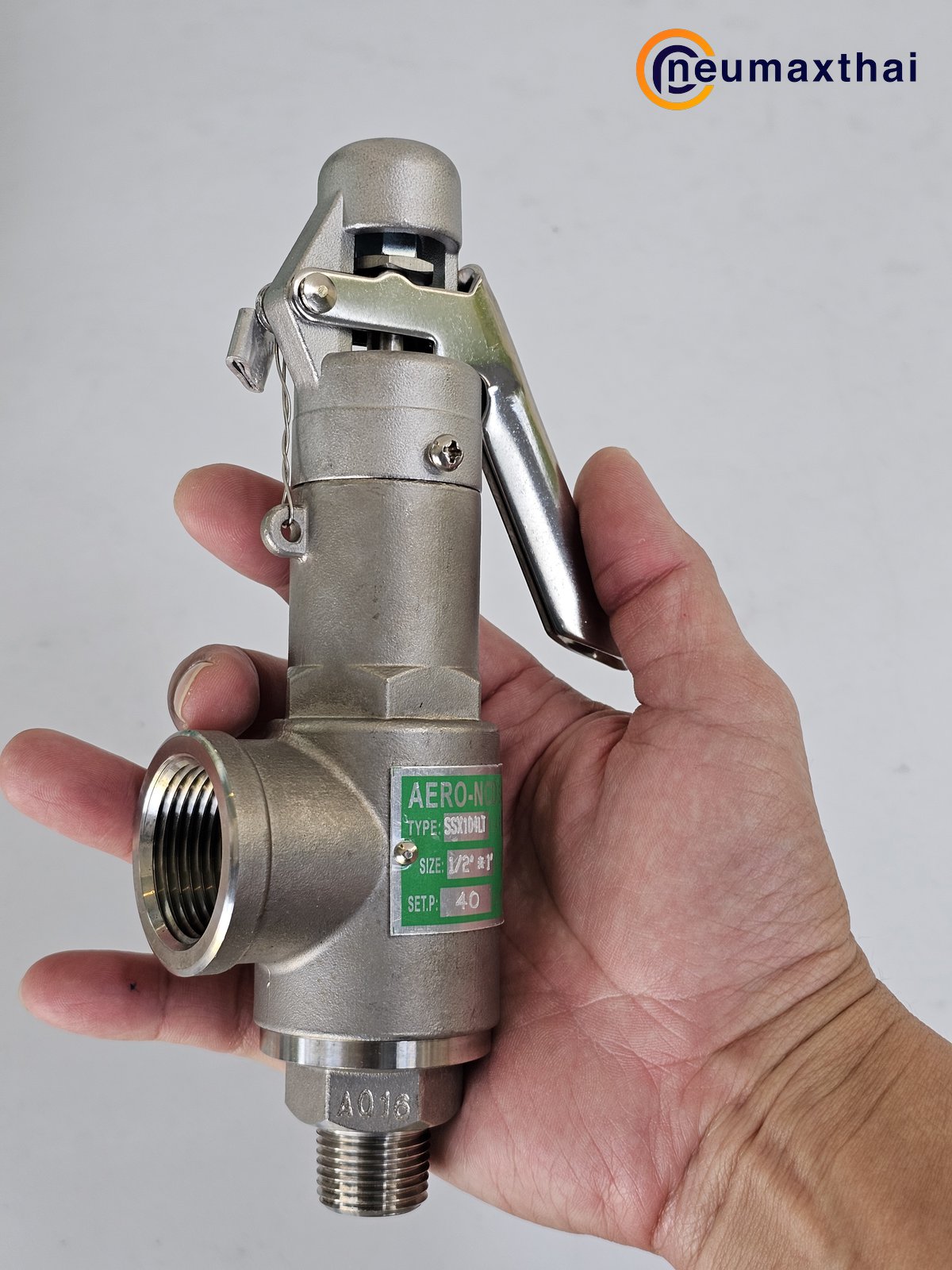 SSX104-LT-40  SS SAFETY VALVE 1/2″ ,40Kgf/cm2 มีด้าม “AERO-NCD”