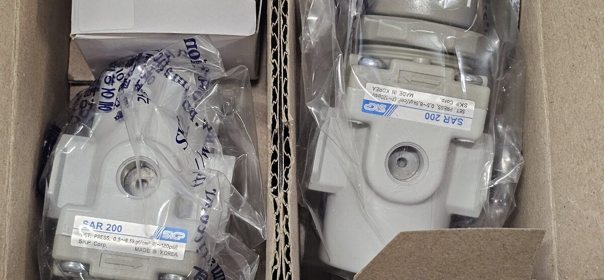 ส่ง SAR200-02BG AIR REGULATOR 1/4″ , “SKP”