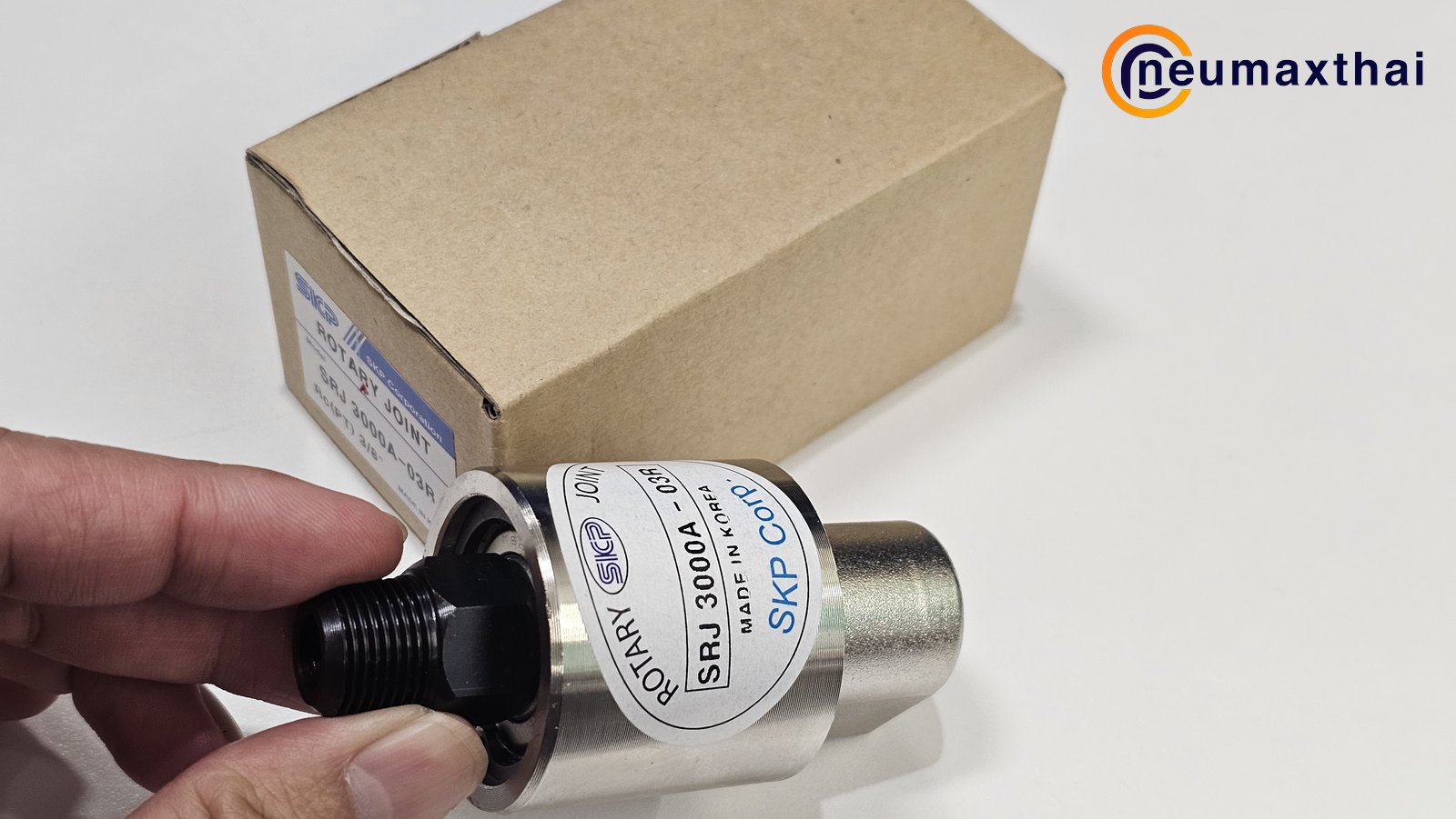 SRJ3000A-03R 3/8″ AIR ROTARY JOINT, RIGHT SCREW , “SKP”