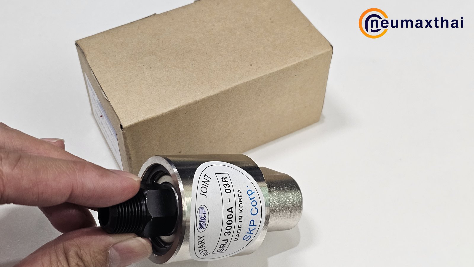 SRJ3000A-03R 3/8″ AIR ROTARY JOINT, RIGHT SCREW , “SKP”