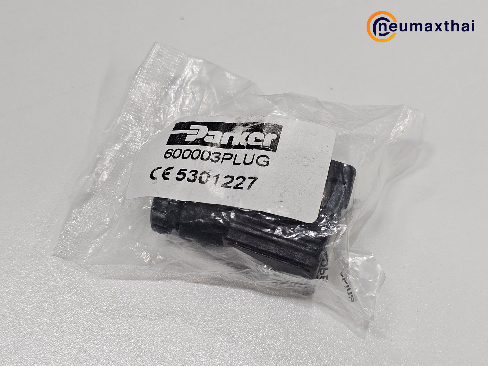 600003 AMP PLUG