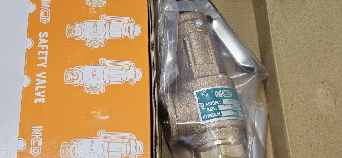 ส่ง A3WL-10-10 SAFETY RELIEF VALVE 1″ , 10Kgf/cm2 ,มีด้าม , “NCD”