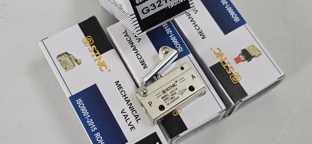 ส่ง G321R 3/2 WAY MECHANICAL VALVE 1/8″ , “STNC”
