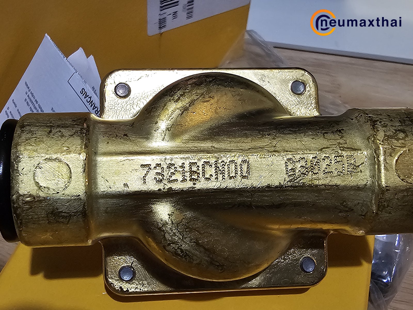P-VE7321BCN00-2 2/2 SOLENOID VALVE 3/4″ ,TYPE :NC, AC220 “PARKER”