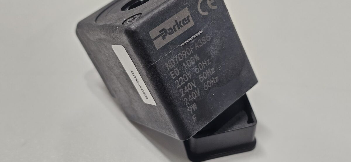 ส่ง ND7090FA3S6 DZ06-AC220 “PARKER”