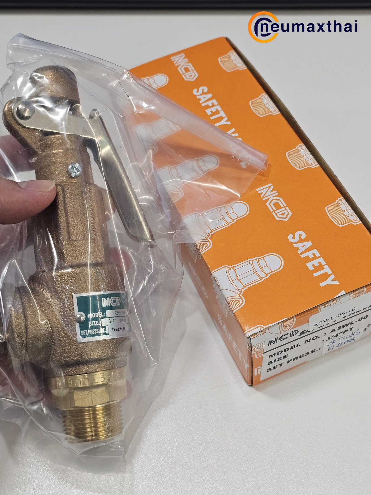 A3WL-06-10-9BAR SAFETY VALVE 3/4" ,SET 9BAR, มีด้าม ,"NCD"
