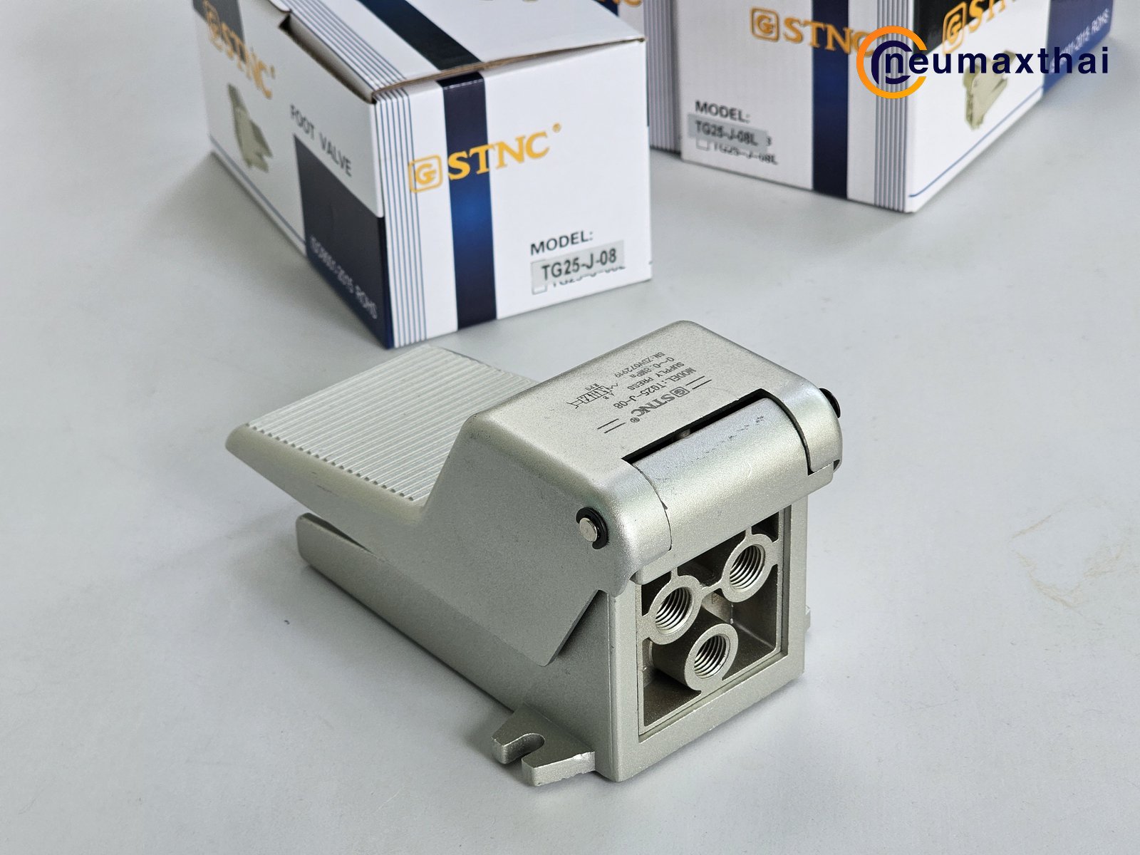 TG25-J-08 5/2 FOOTVALVE 1/4" , STNC
