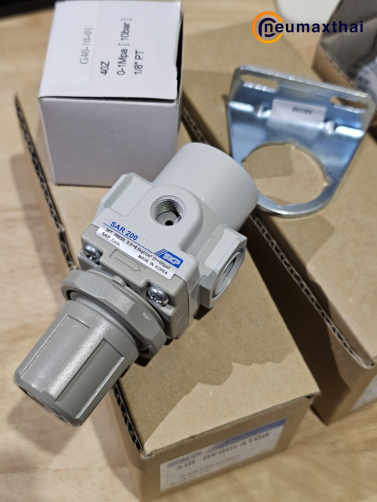 SAR200-02BG AIR REGULATOR 1/4" , "SKP"