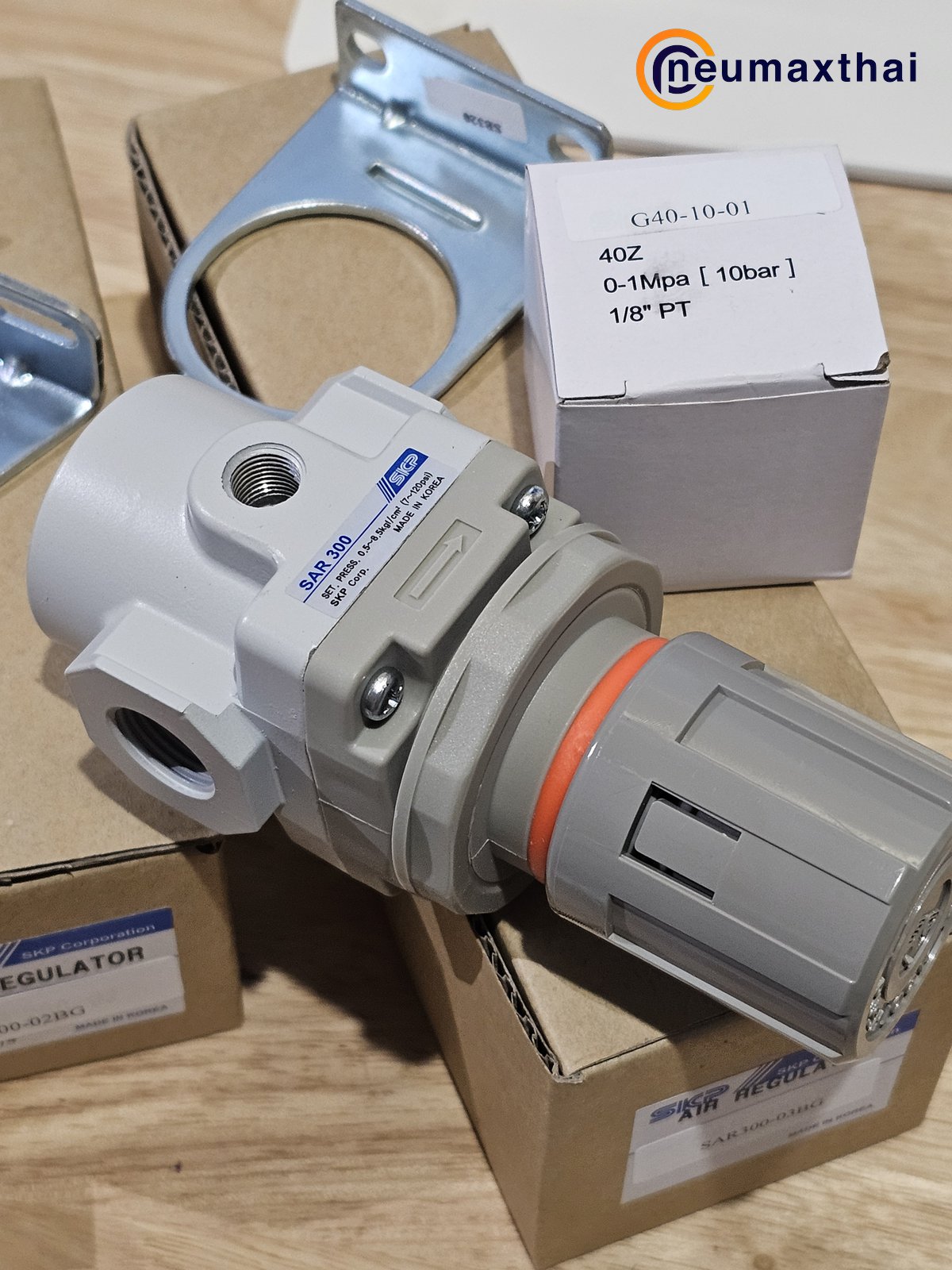 SAR300-03BG AIR REGULATOR 3/8" , "SKP"
