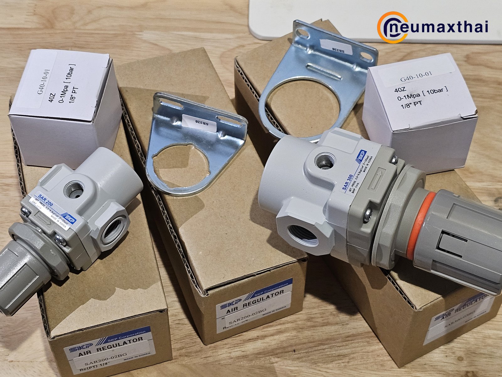 SAR300-03BG AIR REGULATOR 3/8" , "SKP"