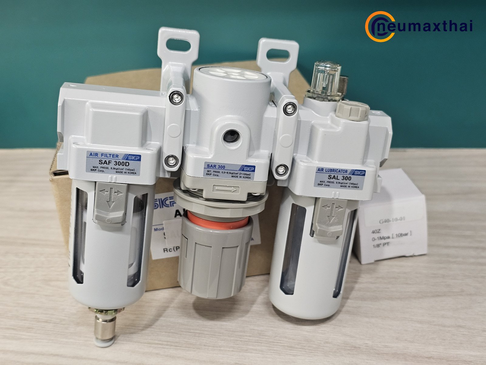 SAU300-03BG F.R.L UNIT (3 UNITS) 3/8" ,MANUAL DRAIN , "SKP"