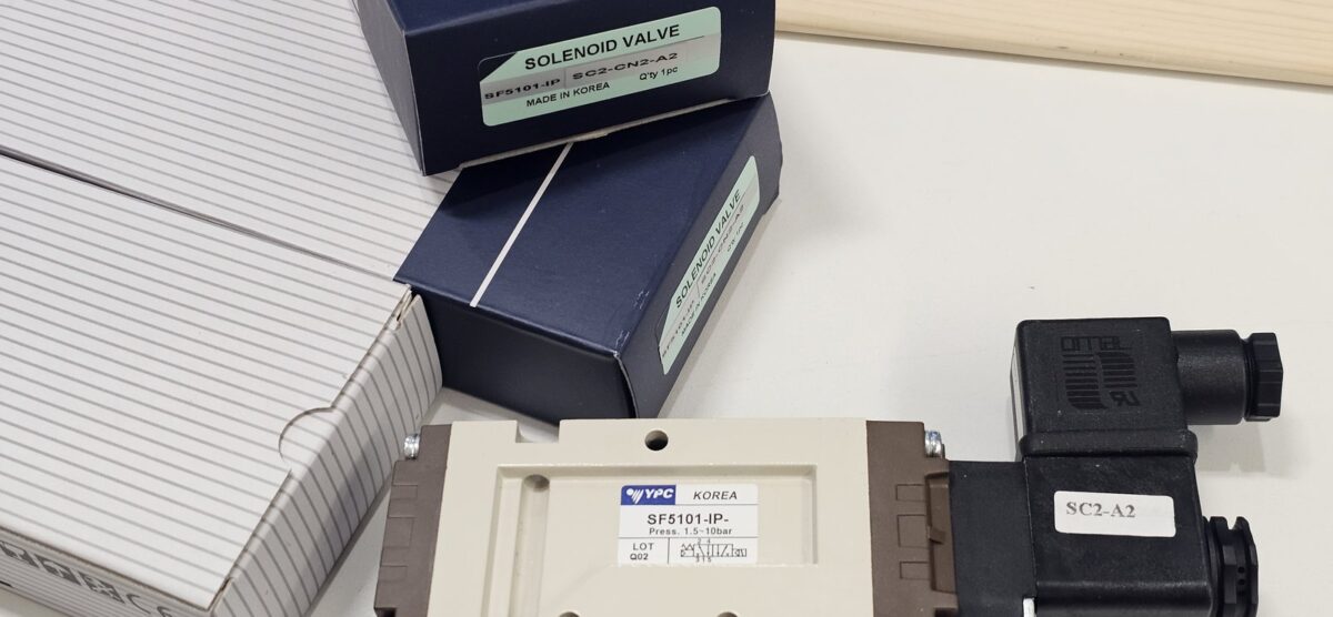 ส่ง SF5101-IP-SC2-CN2-A2 5/2 SOLENOID VALVE 3/8″ , AC220V,  “YPC”