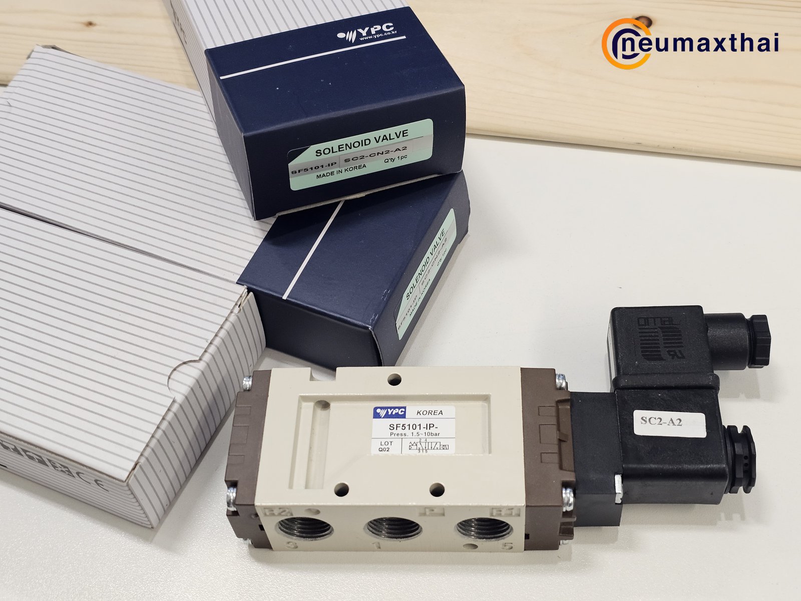 SF5101-IP-SC2-CN2-A2 5/2 SOLENOID VALVE 3/8" , AC220V,  "YPC"