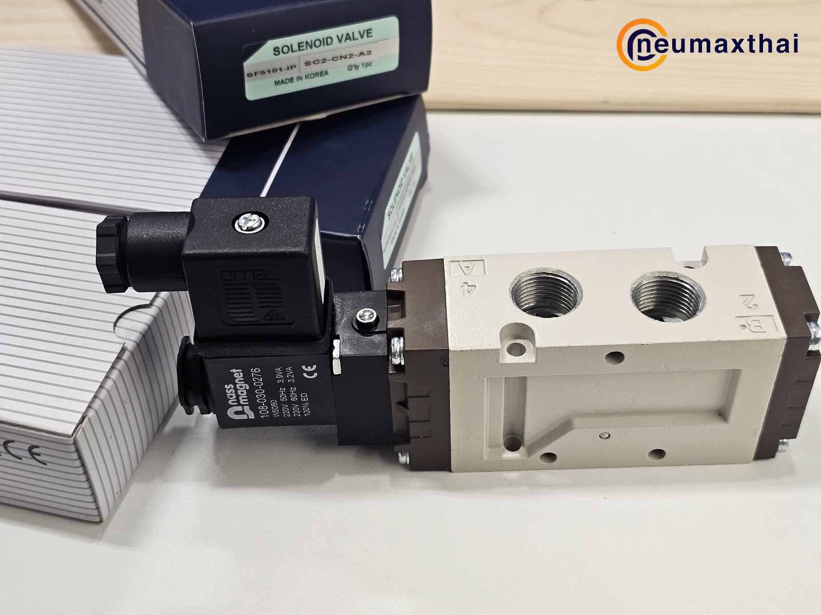SF5101-IP-SC2-CN2-A2 5/2 SOLENOID VALVE 3/8" , AC220V,  "YPC"