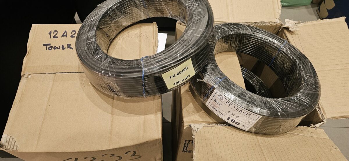 ส่ง PE-0640B PE TUBE 6X4MM ,BLACK 100M/ROLL , “GC”