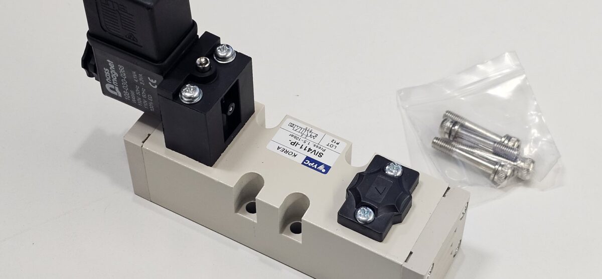 ส่ง SIV411-IP-SC2-CN2-A1 5/2 SOLENOID VALVE , AC110 ,”YPC”