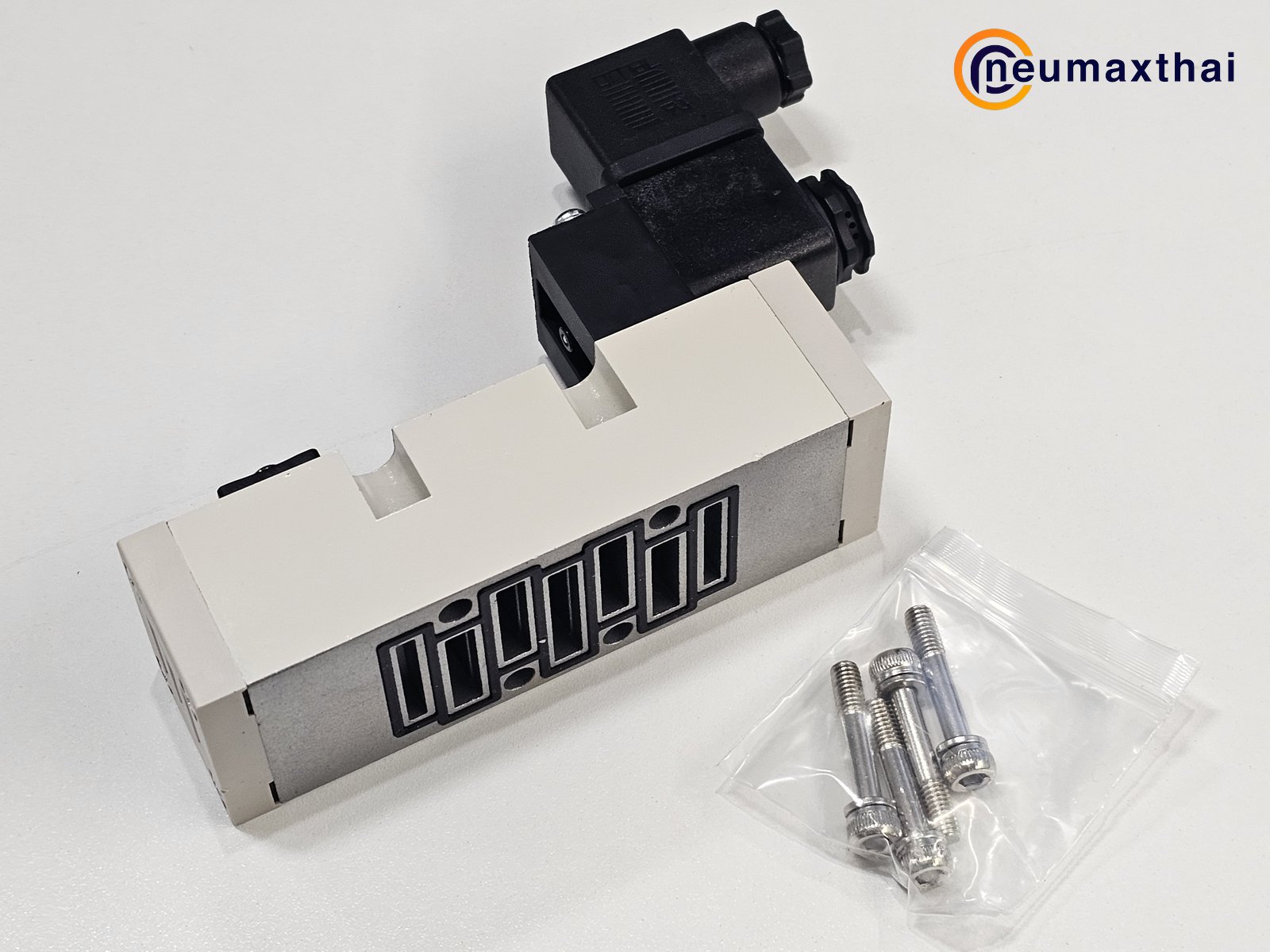 SIV411-IP-SC2-CN2-A1 5/2 SOLENOID VALVE , AC110 ,"YPC"