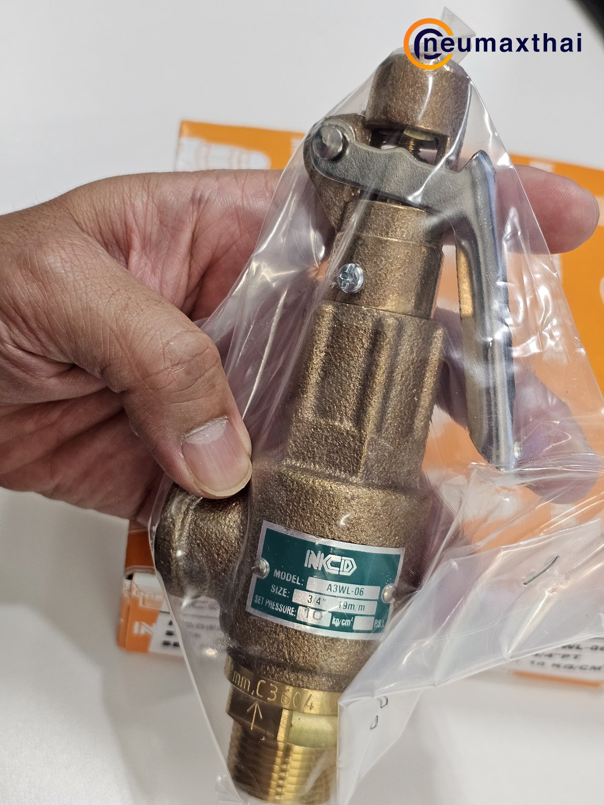 A3WL-06-10 SAFETY VALVE 3/4" ,10Kgf/cm2, มีด้าม ,"NCD"