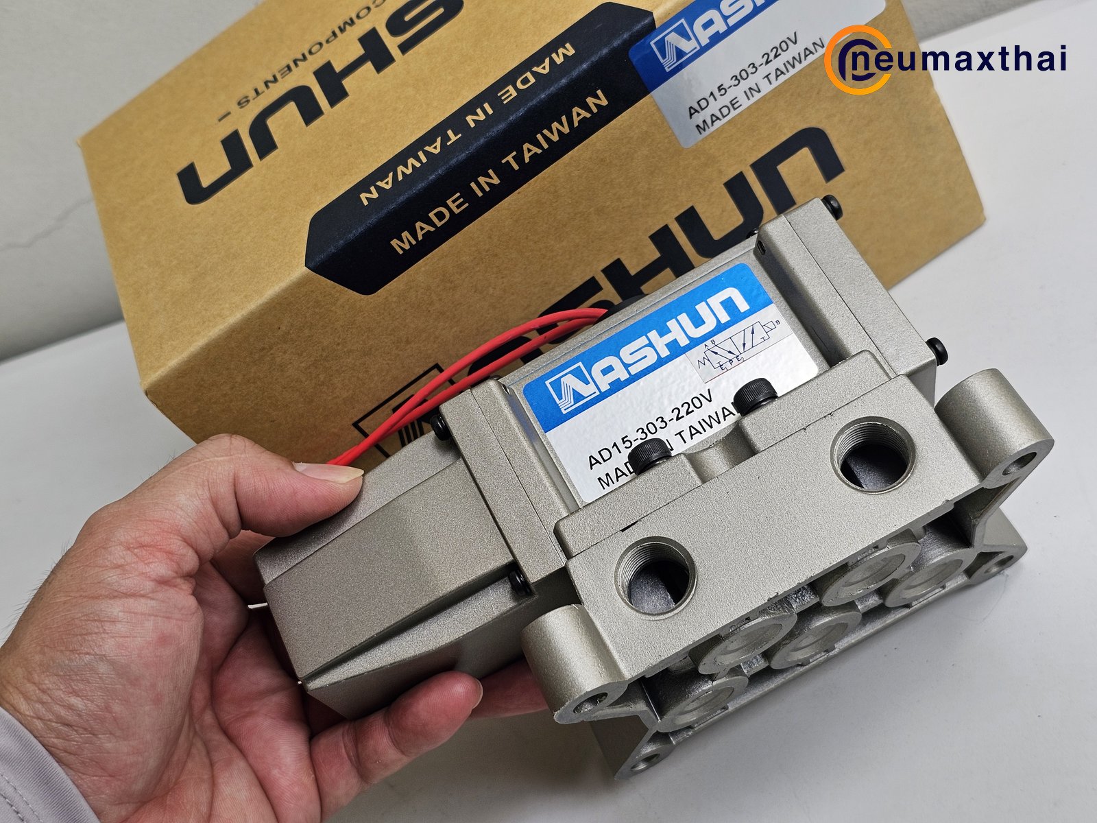 AD15-303-AC220V SOLENOID VALVE 3/8", 220VAC  "ASHUN"