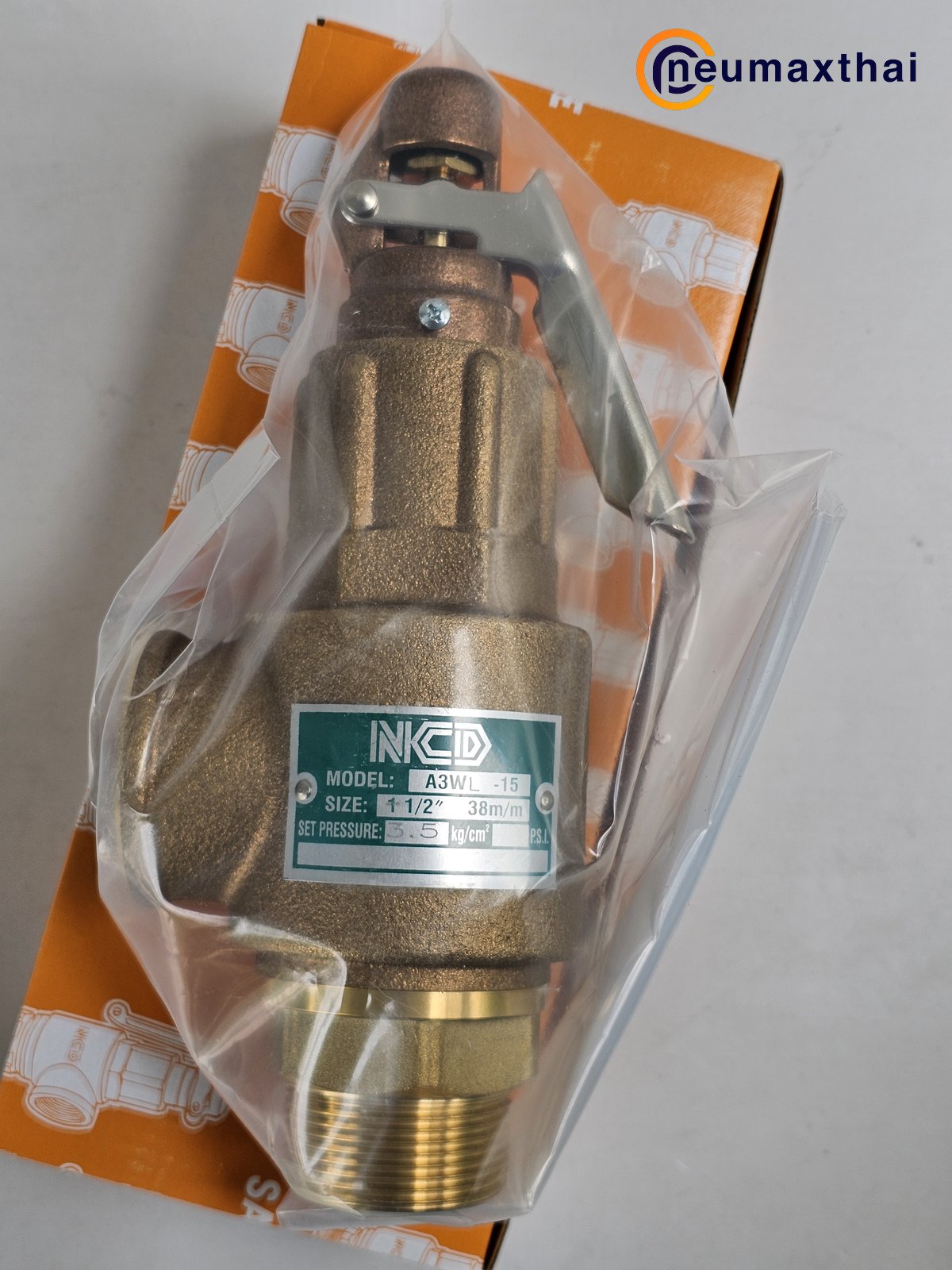 A3WL-15-3.5 SAFETY RELIEF VALVE 1.1/2" 3.5Kgf/cm2, มีด้าม  "NCD"