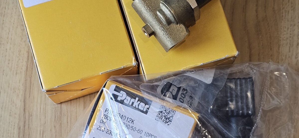 ส่ง P-VE151GV-2  2/2 SOLENOID VALVE 1/4″ , TYPE :NO , AC220V “PARKER”