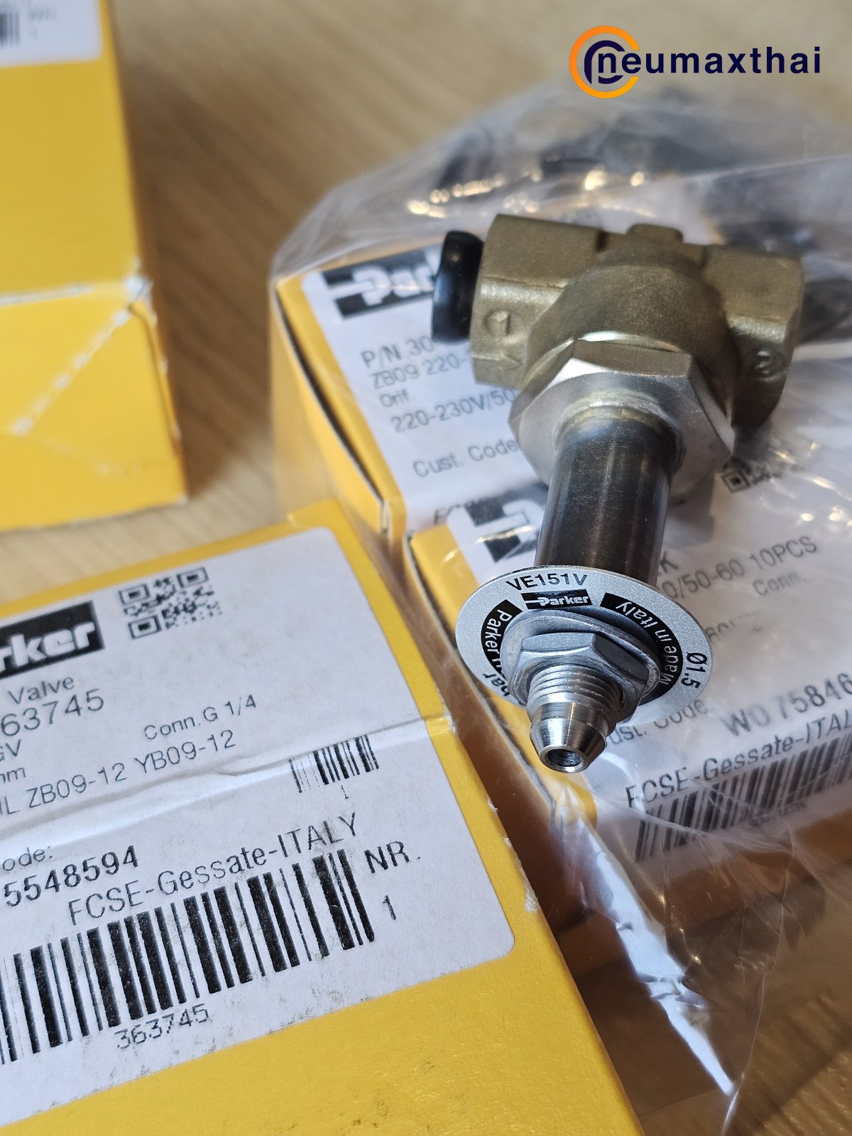 P-VE151GV-2  2/2 SOLENOID VALVE 1/4" , TYPE :NO , AC220V "PARKER"