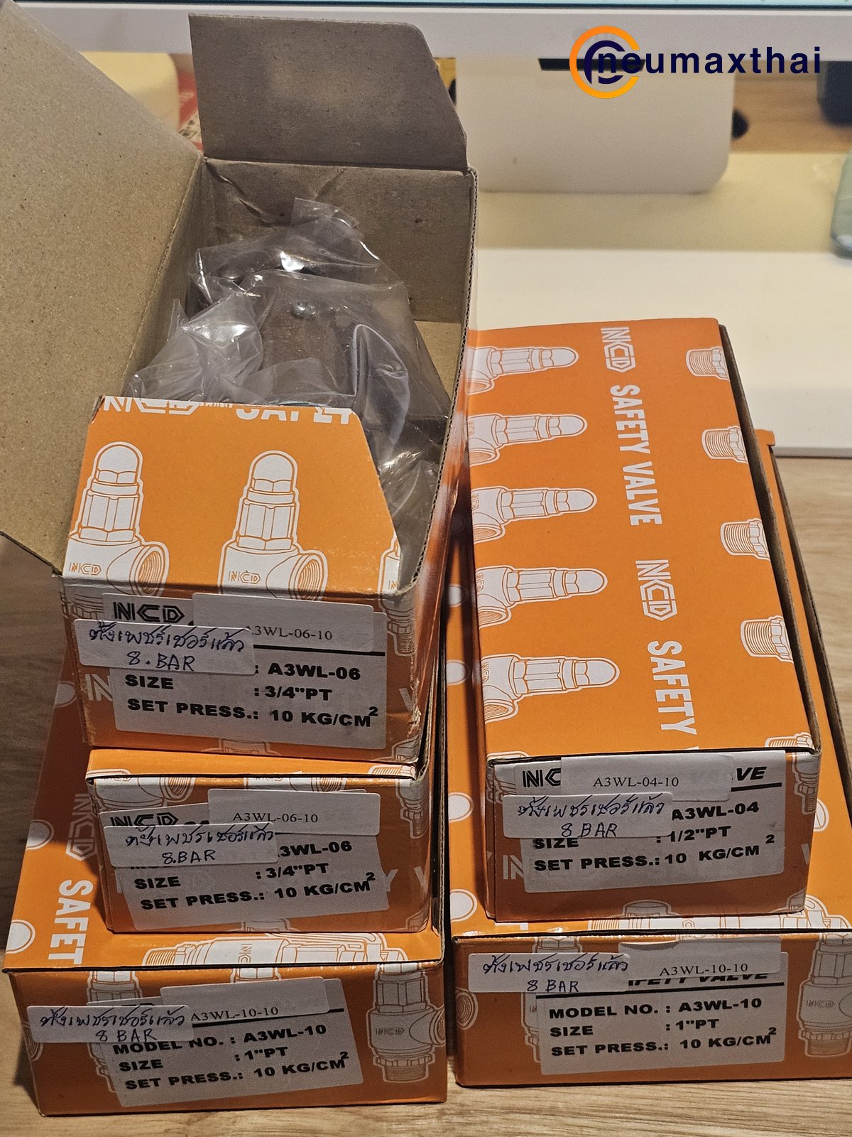 A3WL-04-10-8BAR SAFETY RELIEF VALVE 1/2" ,SET 8 BAR , มีด้าม , "NCD"