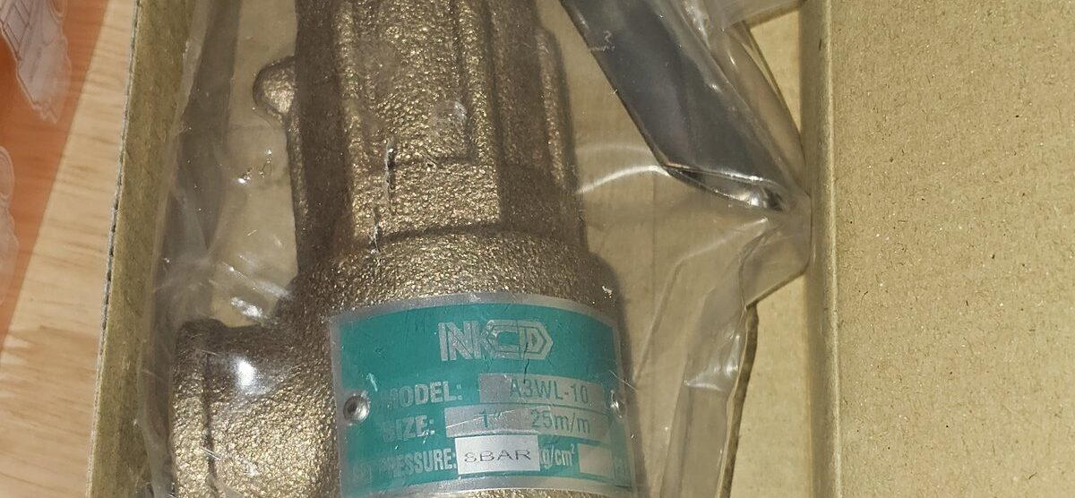 ส่ง A3WL-10-10-8BAR SAFETY RELIEF VALVE 1″ ,SET 8 BAR , มีด้าม , “NCD”