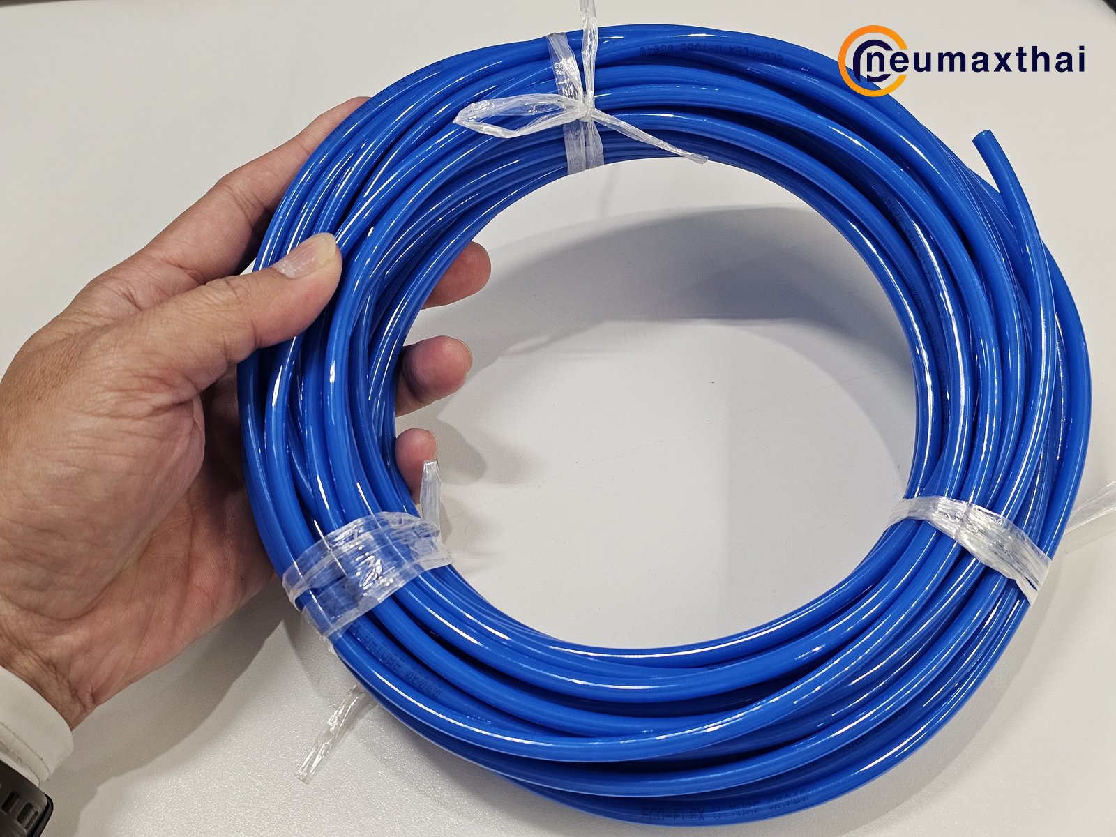 PU06X40BL PU TUBING 6X4MM  ,BLUE "ECO-FLEX"