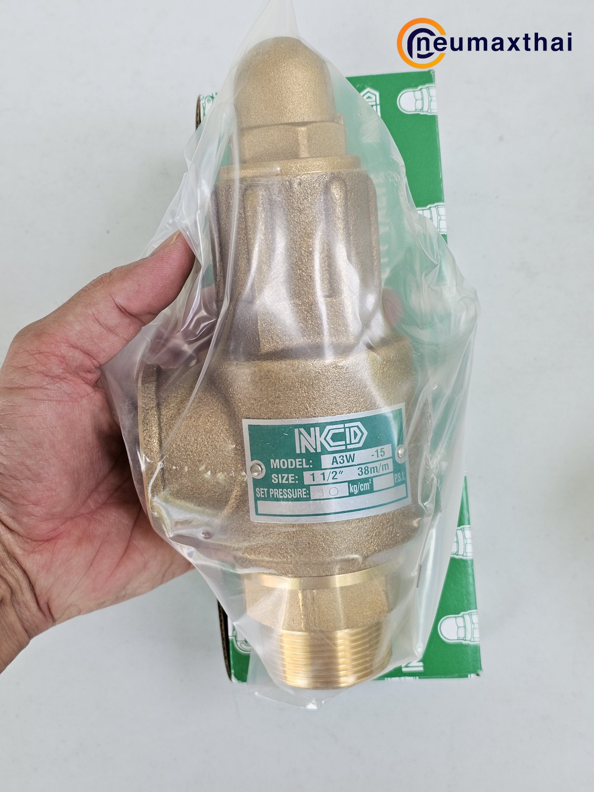 A3W-15-10 SAFETY RELIEF VALVE 1.1/2" , 10Kgf/cm2 ,ไม่มีด้าม , "NCD"