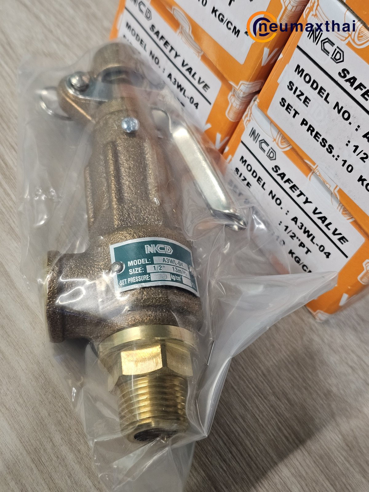 A3WL-04-10 SAFETY VALVE 1/2"  10Kgf/cm2, มีด้าม ,"NCD"