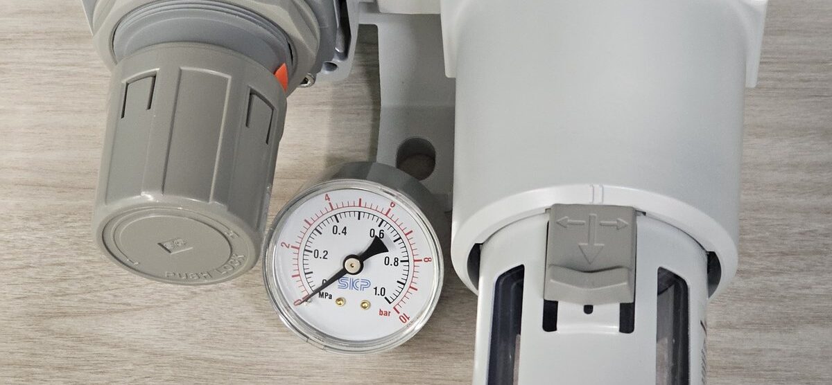 ส่ง SAL600-10 LUBRICATOR 1″ , “SKP”